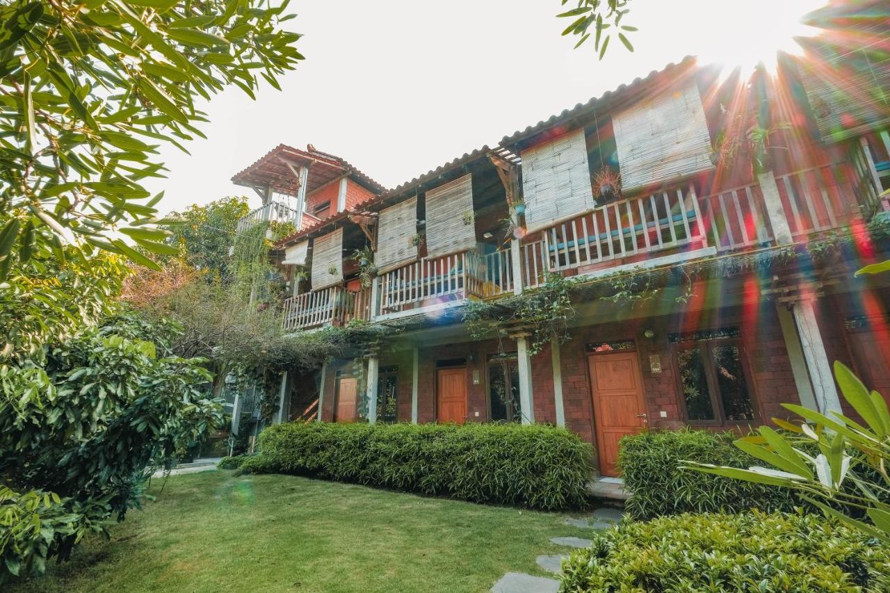 迪亚扬蒂住宿加早餐旅馆 三宝垄 外观 照片